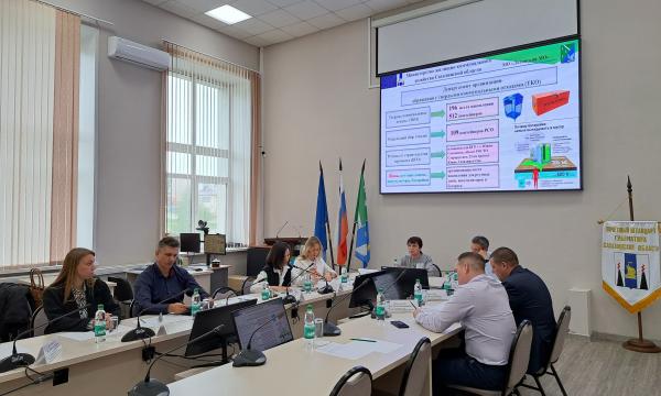 Соблюдение стандарта уборки дворов проверили в Долинске