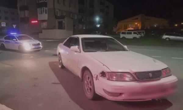 На Сахалине пьяный подросток ночью катался на автомобиле