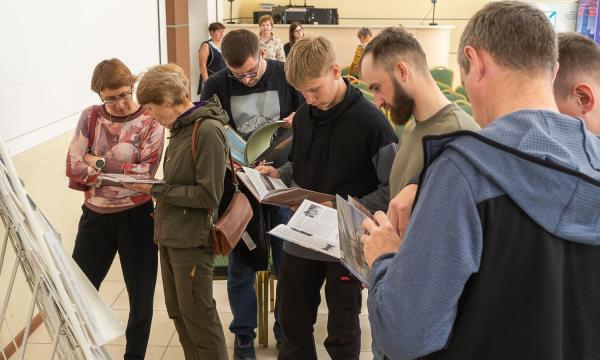 В Южно-Сахалинске представили расширенное переиздание книги &laquo;Маяки Сахалина и Курильских островов&raquo;