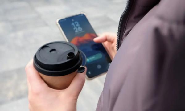 Сахалинцы с нарушением слуха используют сервис МТС для общения с близкими и курьерами