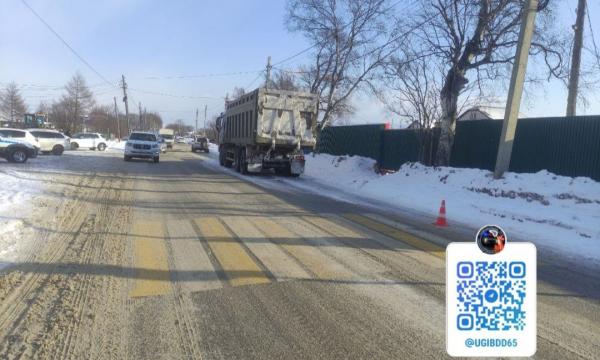 В Троицком грузовик сбил женщину на пешеходном переходе