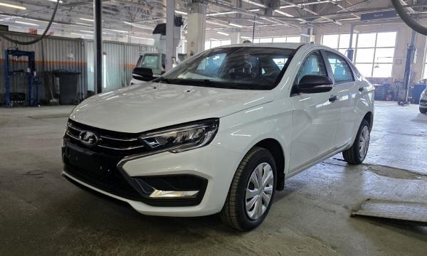Двое пострадавших на производстве сахалинцев получили новые автомобили Lada Vesta Двое пострадавших на производстве сахалинцев получили новые автомобили Lada Vesta