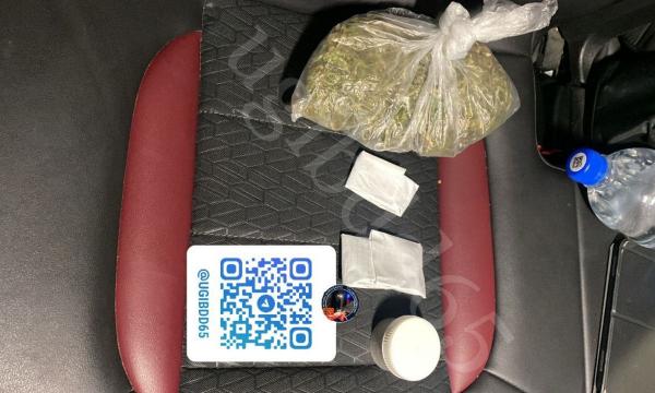 На Сахалине инспекторы ДПС нашли крупную партию наркотиков в автомобиле