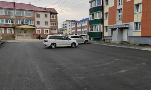 Капитальный ремонт дворов стартовал на Сахалине и Курилах