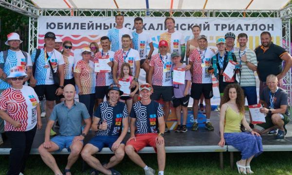 Более 180 атлетов из 19 регионов России: на Сахалине стартовал X юбилейный триатлон IRONSAKH-2026