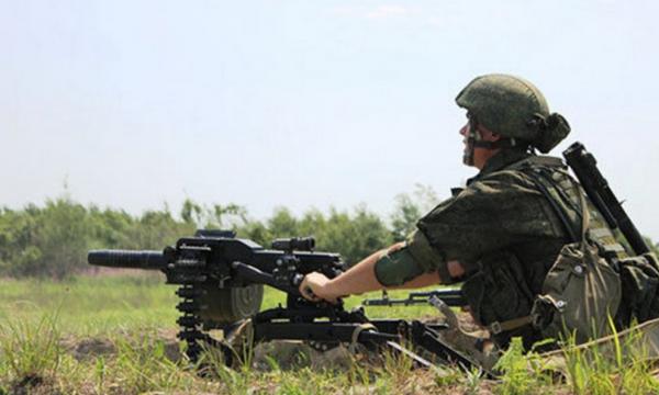 Военнослужащие ВВО осваивают стрельбу из АГС-17 на сахалинском полигоне