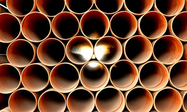 Власти Сахалинской области выделили более 1 млрд рублей на ремонт коммунальных сетей