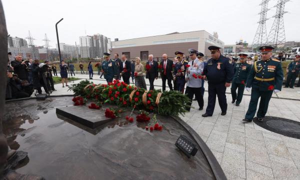 Начальник Главного управления Любомир Муха принял участие в торжественном открытии сквера «Щит и меч»