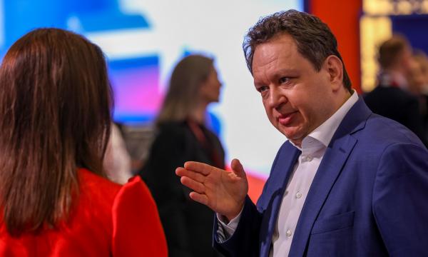 ВТБ готов вложить во внедрение ИИ десятки миллиардов рублей