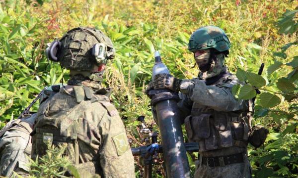 Сахалинские артиллеристы провели боевые стрельбы из миномётов "Сани"