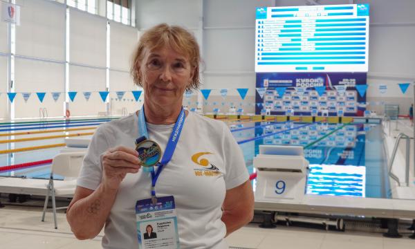 На международных соревнованиях по плаванию на Сахалине установлен новый рекорд России