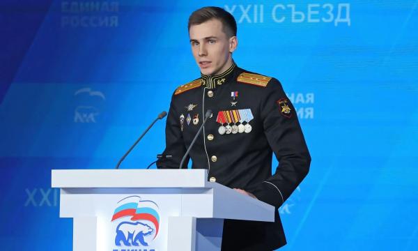 Герой России Владислав Головин рассказал о том, как под огнём зарабатывается настоящий авторитет офицера