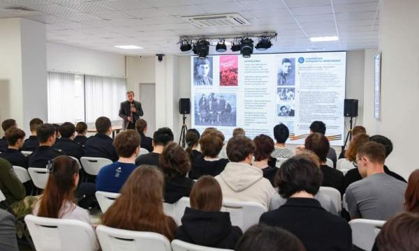 Школьники познакомились с историей сахалинских журналистов-фронтовиков