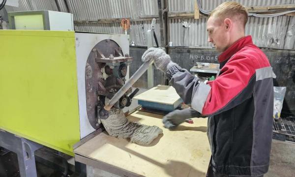 Полезные отходы нашли применение в полимер-песчаной плитке