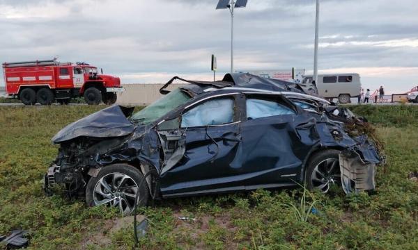 Два человека пострадали при опрокидывании Lexus в Корсаковском районе