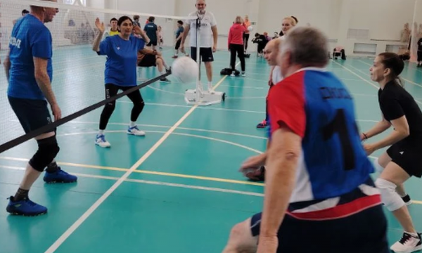 В Южно-Сахалинске завершился турнир по миниволей для ветеранов спорта