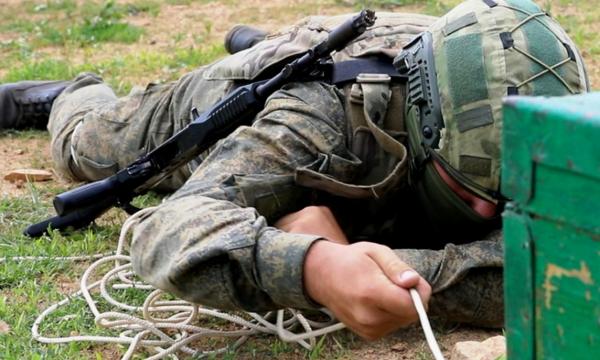 Военнослужащие ВВО на Сахалине учатся обезвреживать мины Военнослужащие ВВО на Сахалине учатся обезвреживать мины