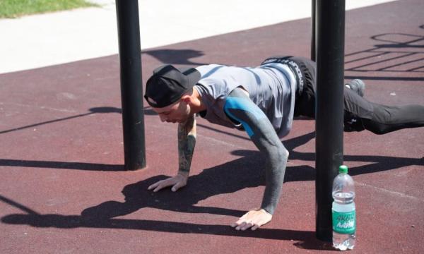 Сахалинец стал мировым рекордсменом по бёрпи с подтягиванием