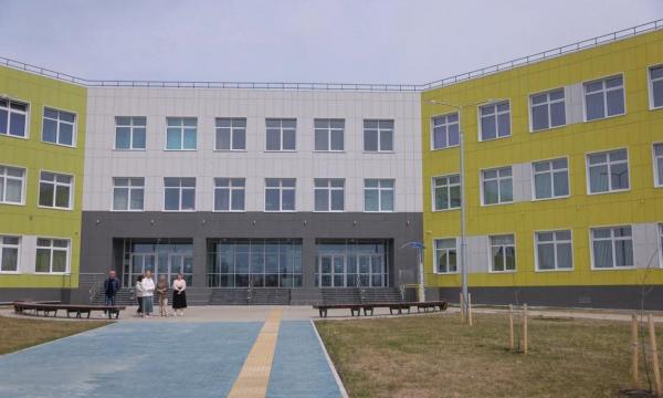 К 1 сентября в Южно-Сахалинске откроется новая школа на 550 мест