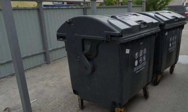 Более 40 мусорных контейнеров сгорели на Сахалине и Курилах за девять месяцев