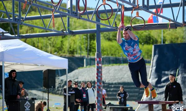 Сахалинские спортсмены победили в чемпионате ДФО по гонкам с препятствиями