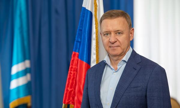 С профессиональным праздником Сергей Надсадин поздравил сотрудников органов внутренних дел РФ