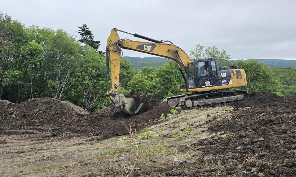Южно-Сахалинск досрочно завершает рекультивацию Синегорской свалки