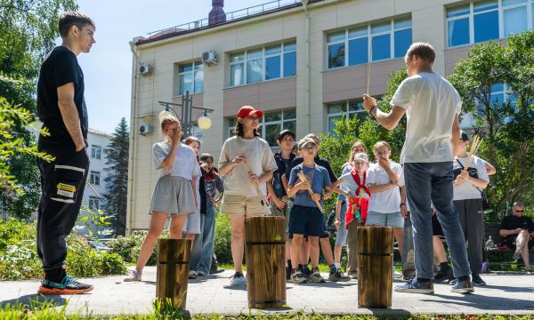 Интерактивное занятие &laquo;Игры, что сплетают народы: нити одной земли&raquo; прошло в главной островной библиотеке