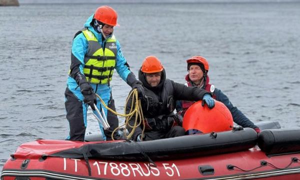 Волонтеры из пяти регионов России освоили навыки распутывания китов