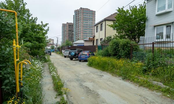 В 13-м микрорайоне Южно-Сахалинска приступают к восстановлению благоустройства