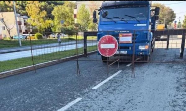 В Южно-Сахалинске на улице Карьерной и у Аптеки №107 ограничат движение до конца сентября