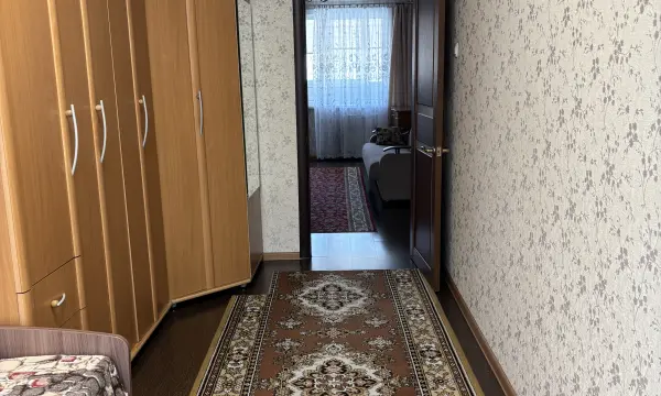 2 к. квартира &bull; Брежневка &bull; 42 кв.м. &bull; 3/5 этаж


















 7